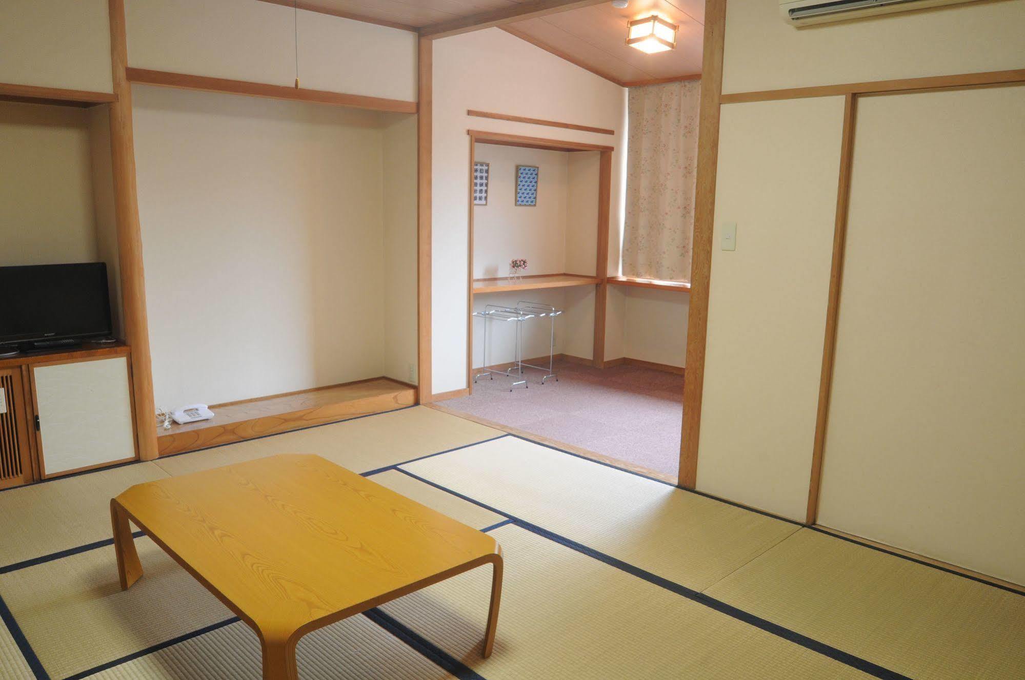 Hotel Bonfire Hakuba Exterior foto